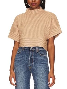 L'Academie Ribbed Short Pullover Sweater in Camel ‘Aurela’